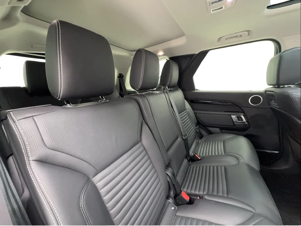 Land Rover Discovery photo 32