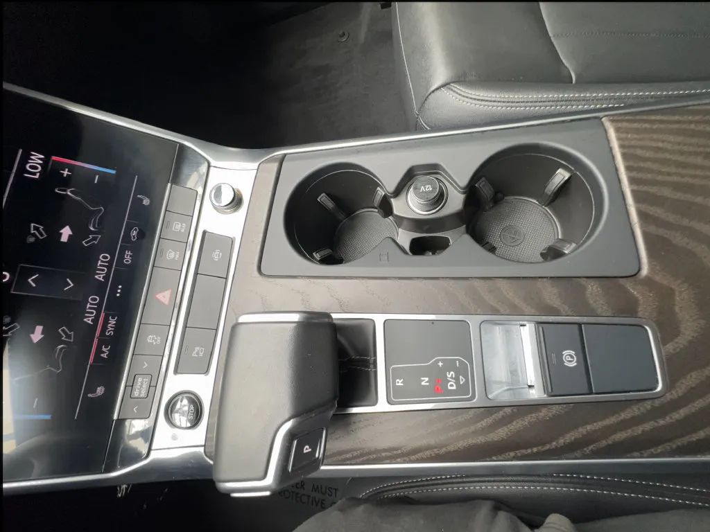 Audi A6 photo 49