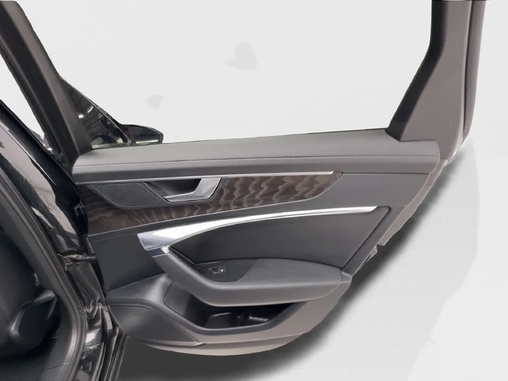 Audi A6 photo 32