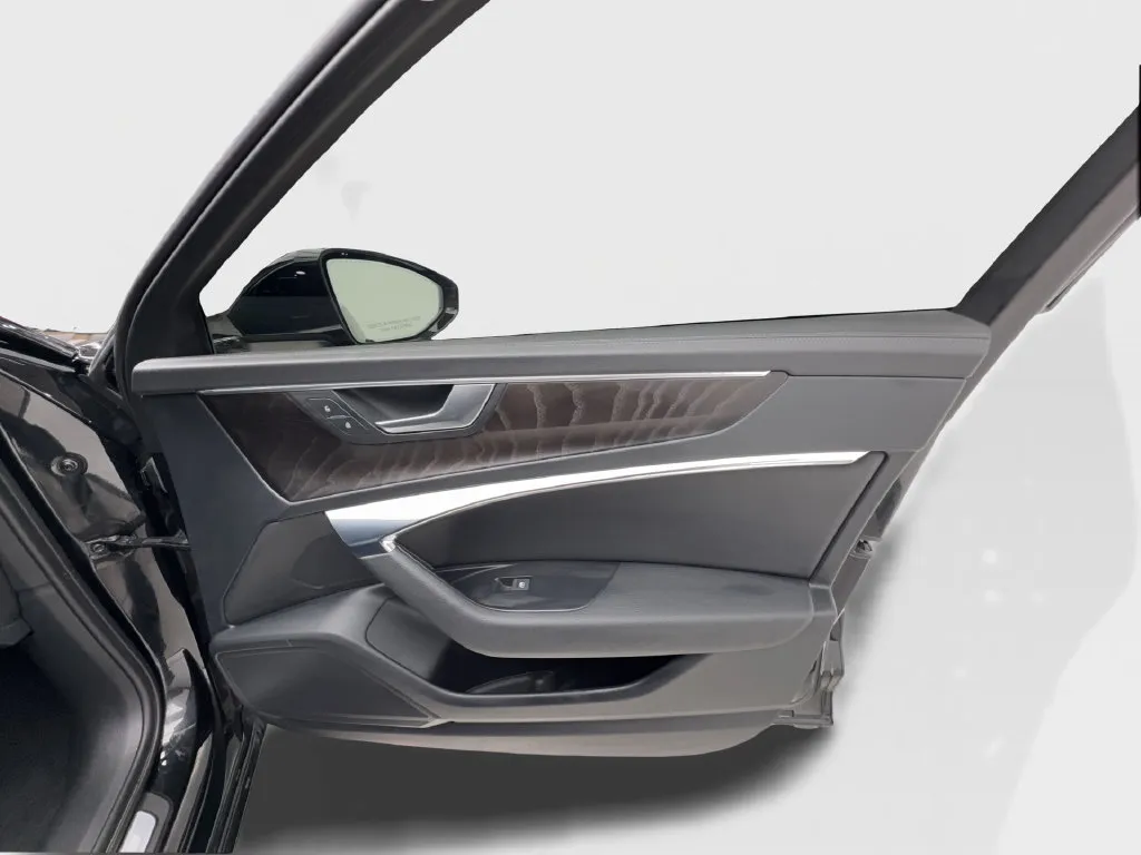 Audi A6 photo 36