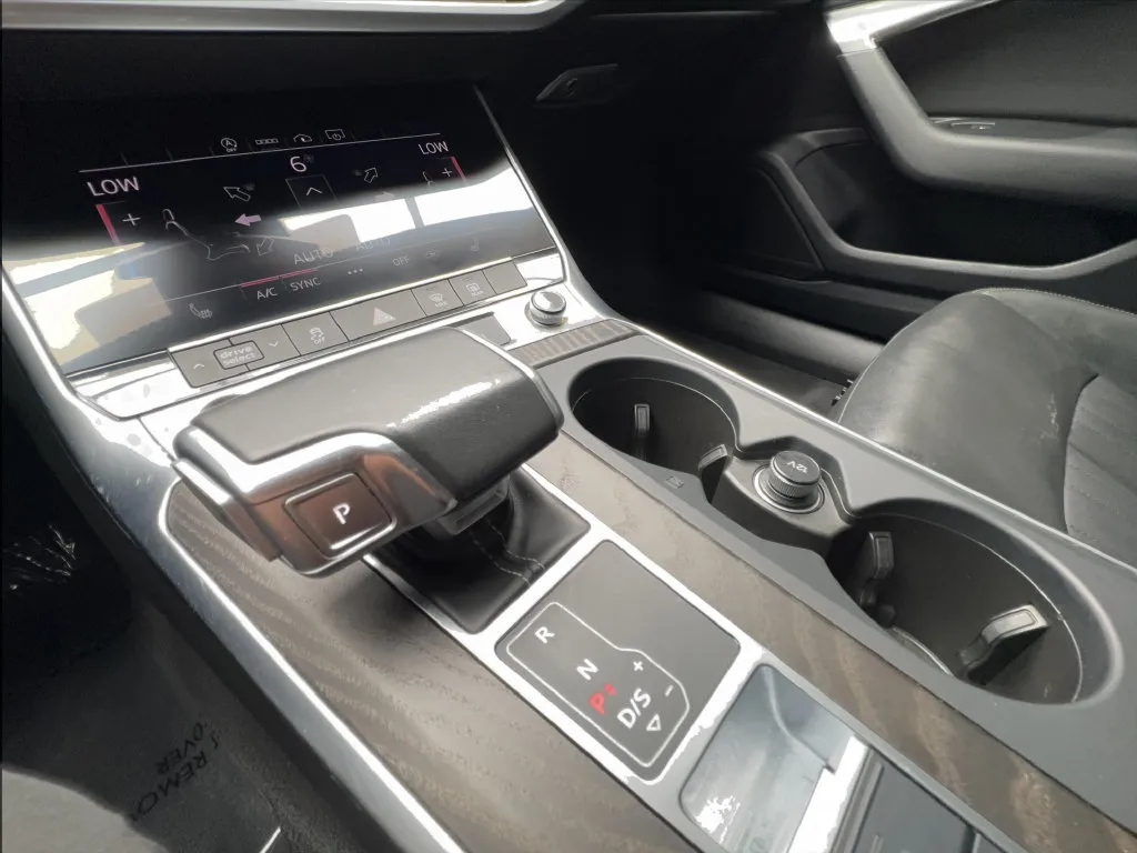Audi A6 photo 48