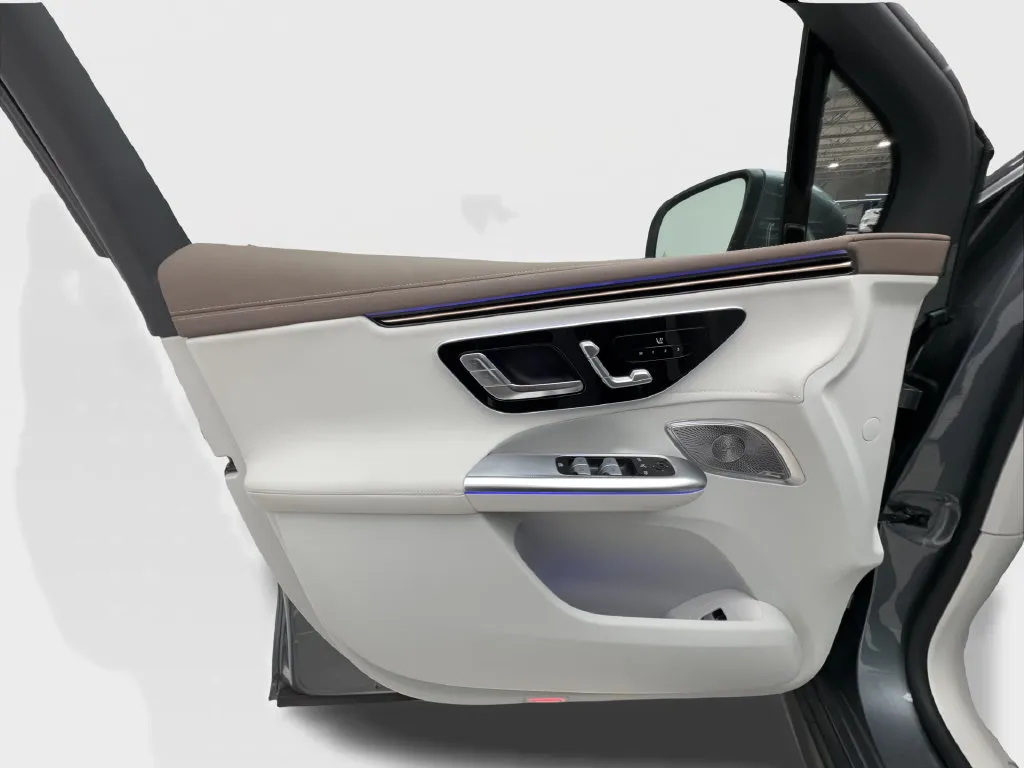 Mercedes-Benz EQE photo 21
