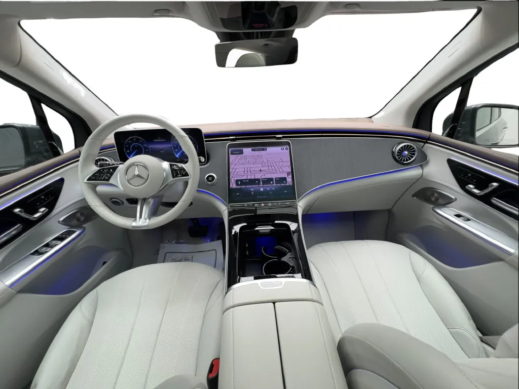 Mercedes-Benz EQE photo 36