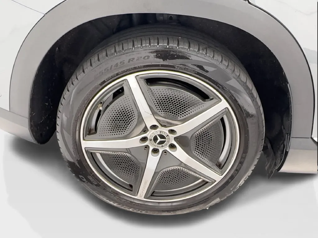 Mercedes-Benz EQE photo 16