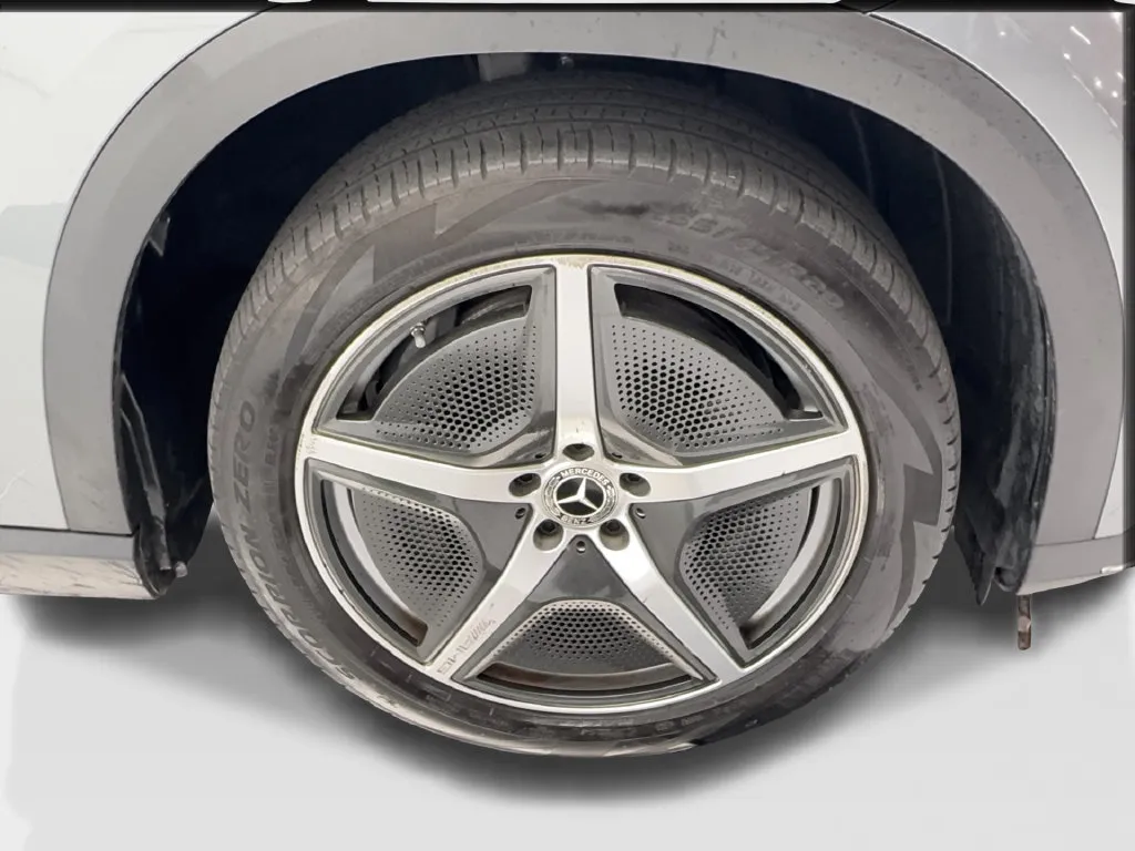 Mercedes-Benz EQE photo 15