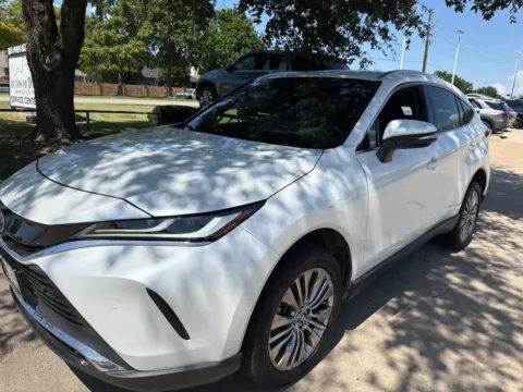 Photos of 2024 Toyota Venza XLE for sale in Plano, TX at Autos of Dallas - Plano