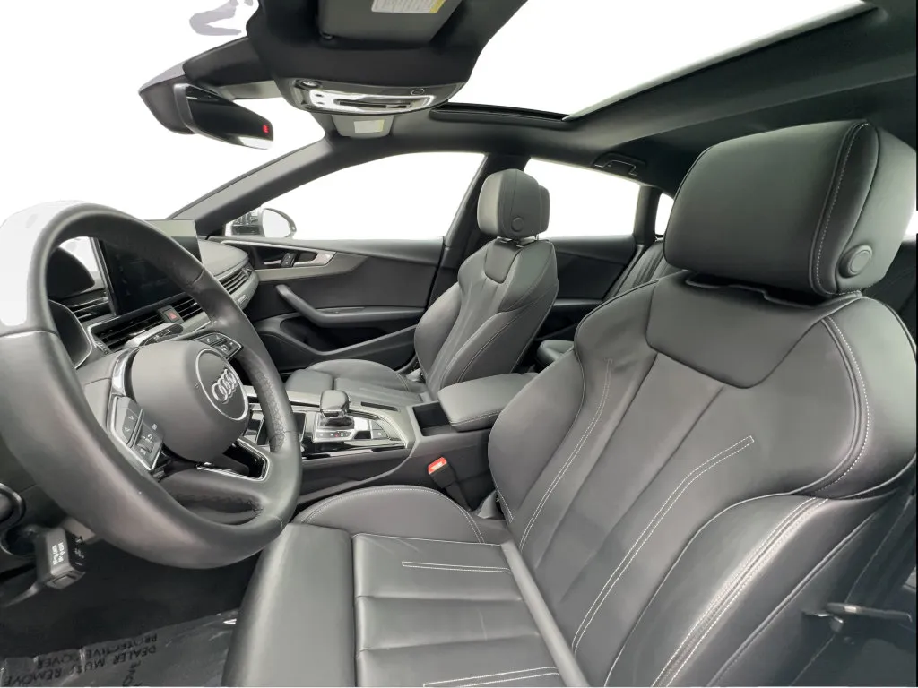 Audi A5 photo 21