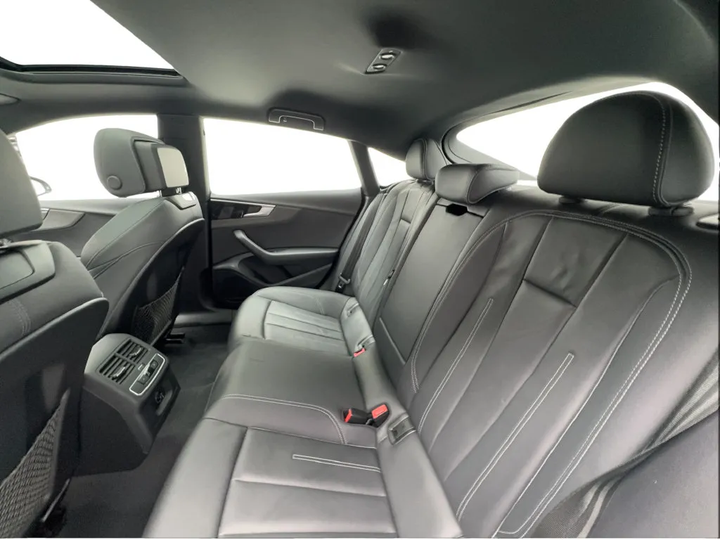 Audi A5 photo 27