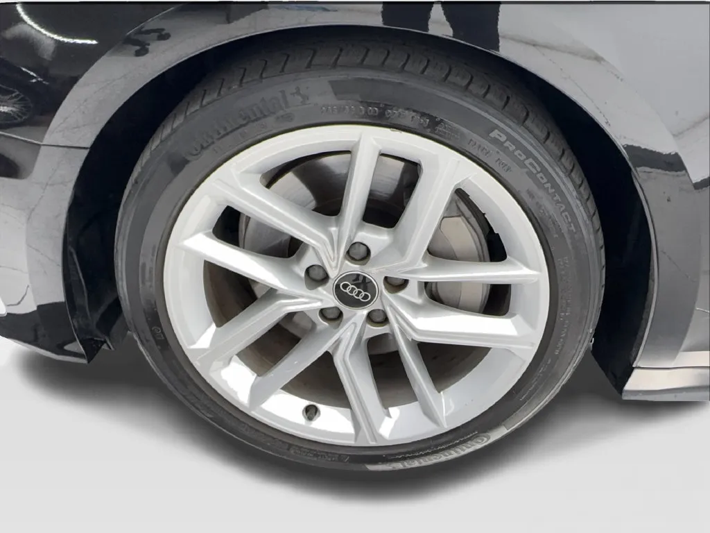 Audi A5 photo 15