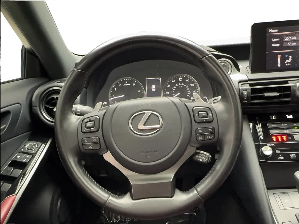 Lexus IS photo 37