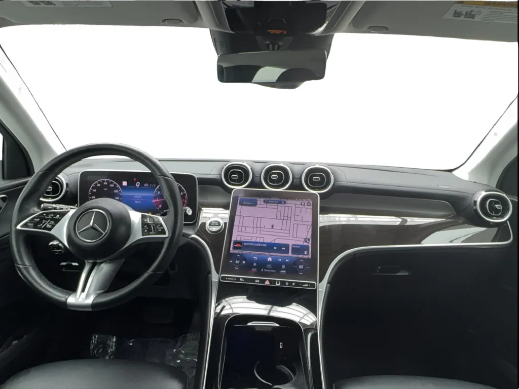 Mercedes-Benz GLC photo 39