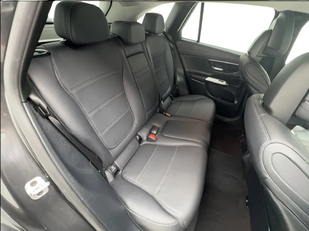 Mercedes-Benz GLC photo 29