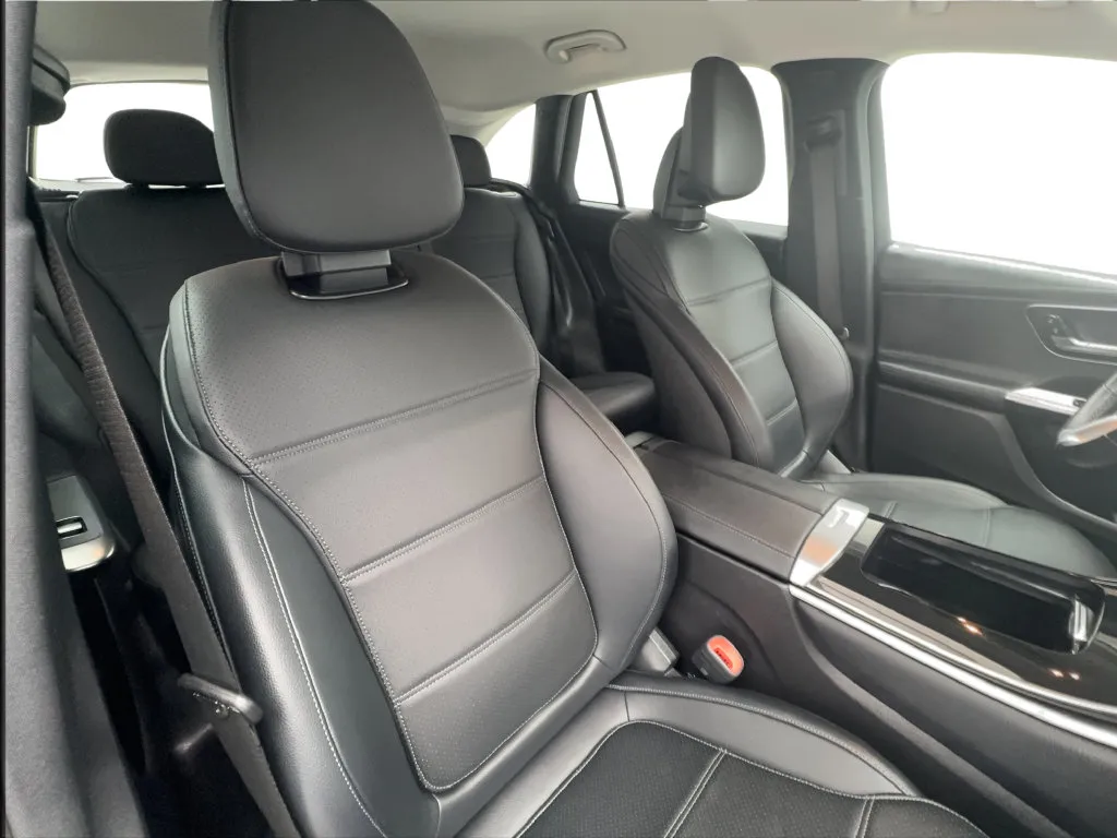Mercedes-Benz GLC photo 27