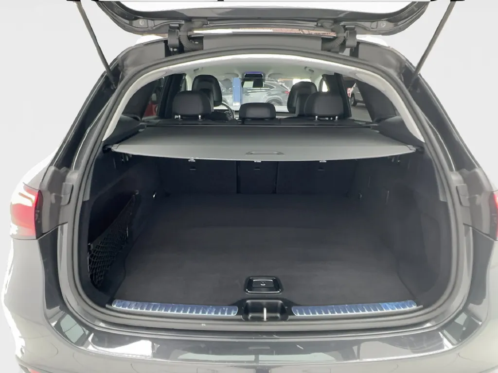 Mercedes-Benz GLC photo 12
