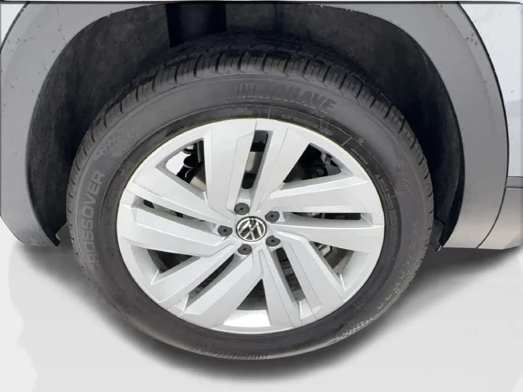 Volkswagen Atlas Cross Sport photo 16