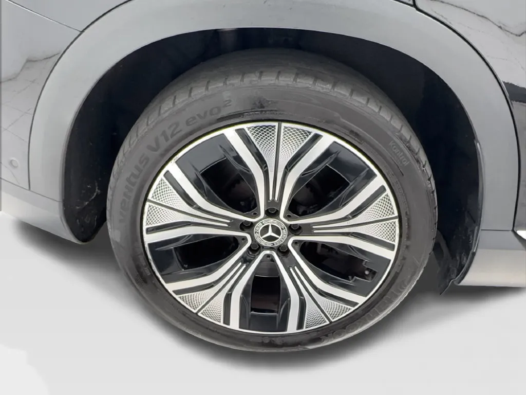 Mercedes-Benz EQE photo 18