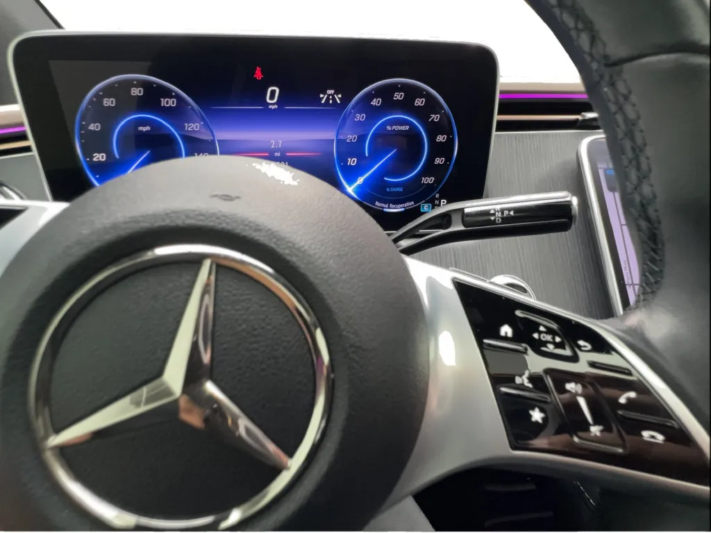 Mercedes-Benz EQE photo 41