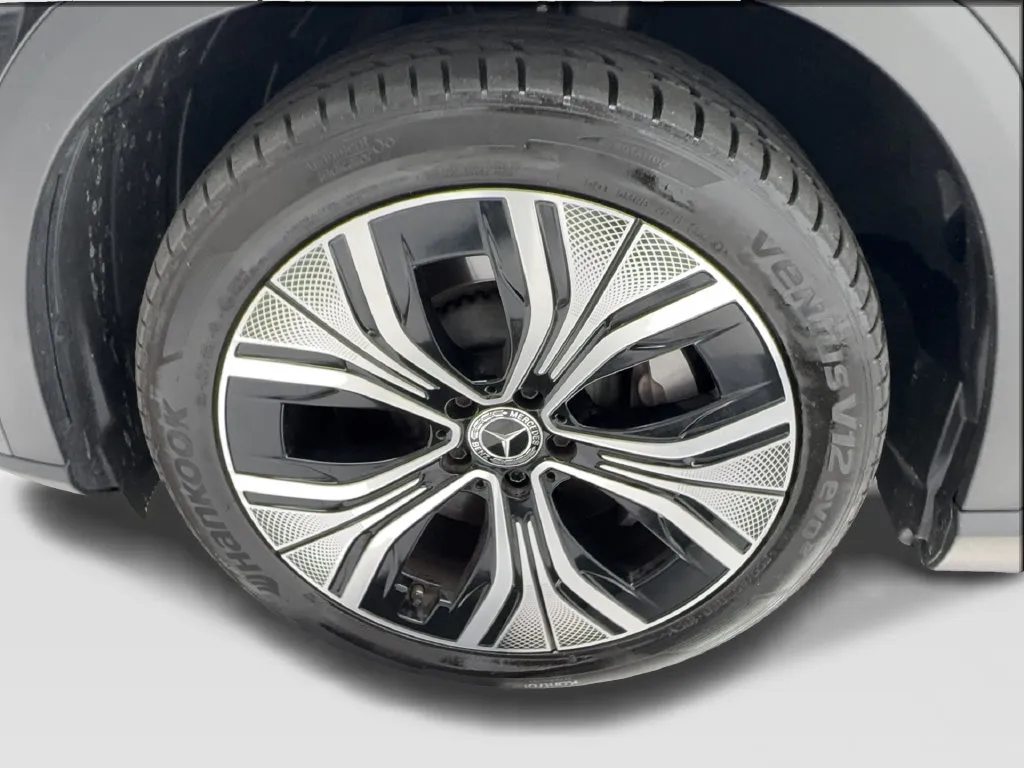 Mercedes-Benz EQE photo 15