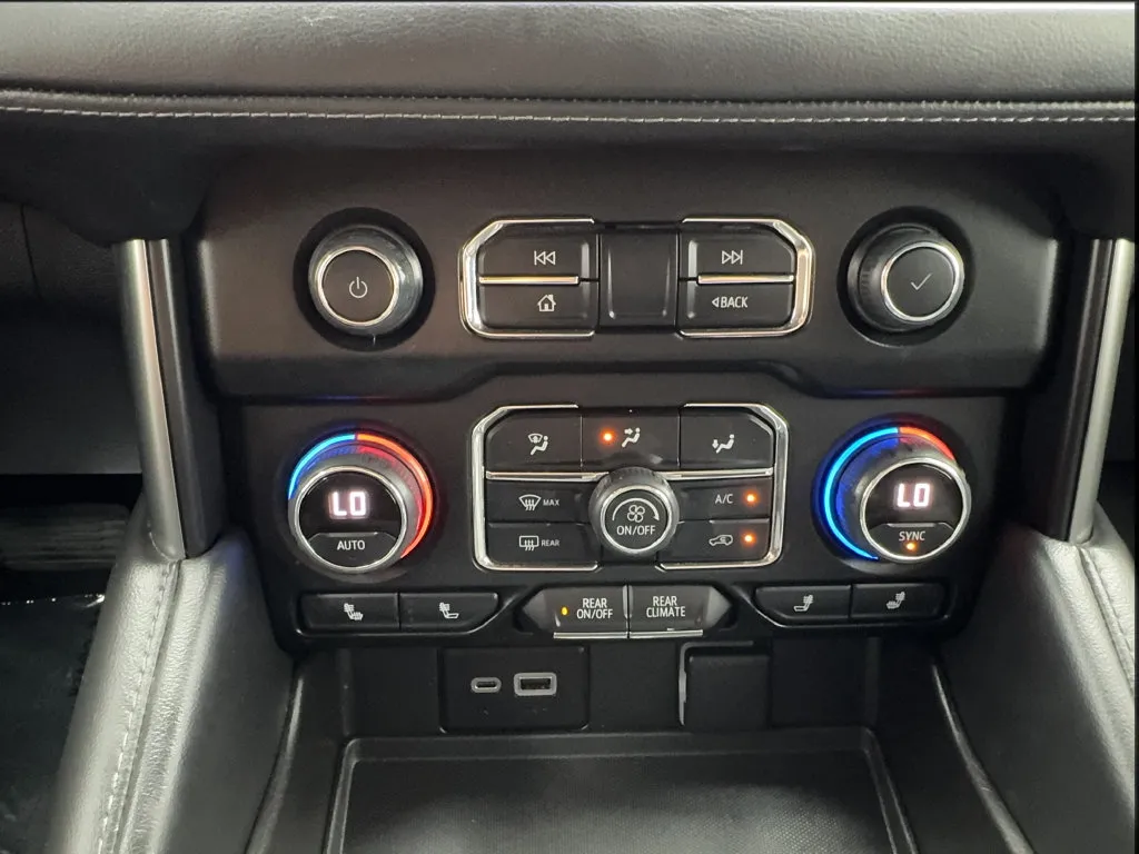 Chevrolet Tahoe photo 51