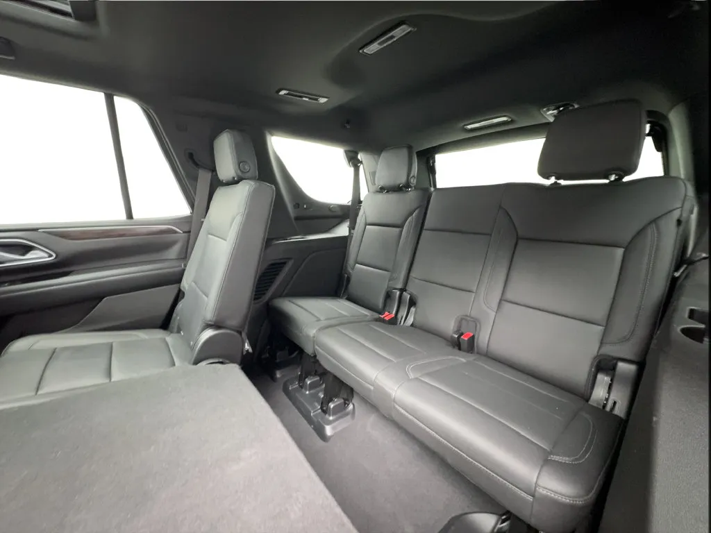 Chevrolet Tahoe photo 28