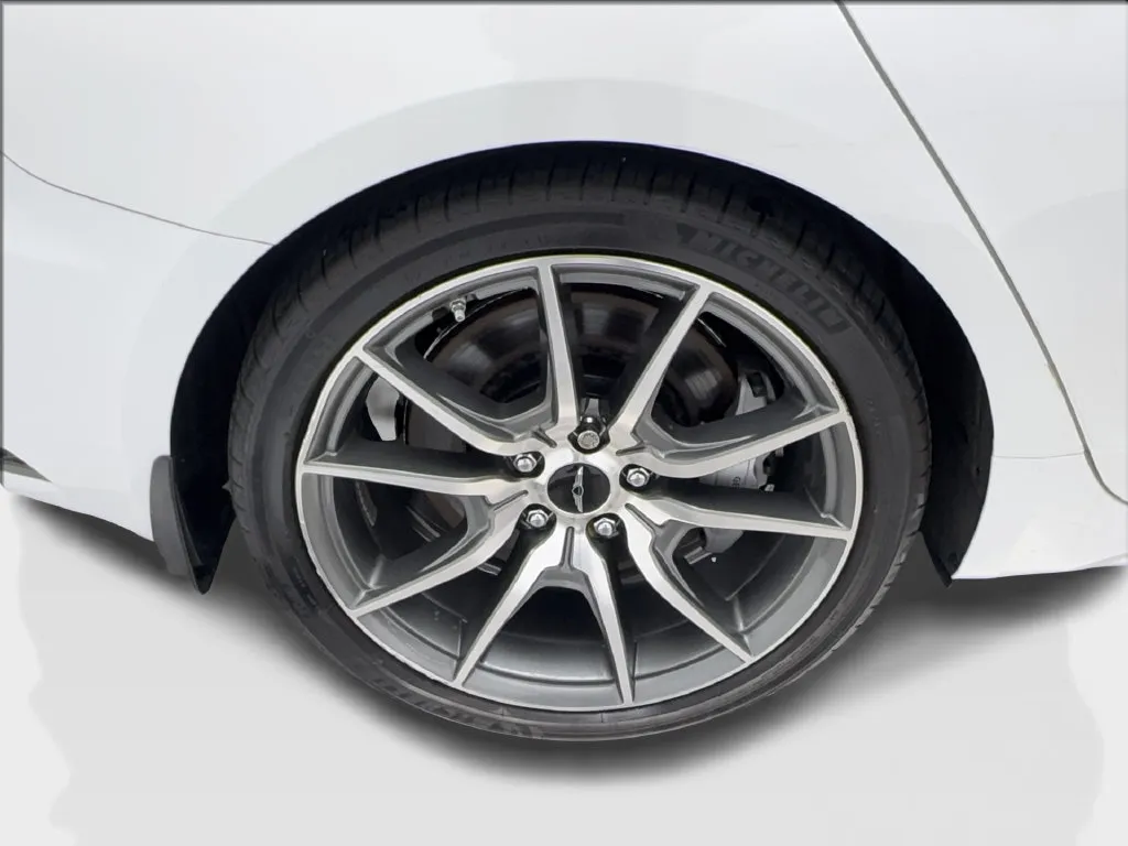 Genesis G70 photo 15