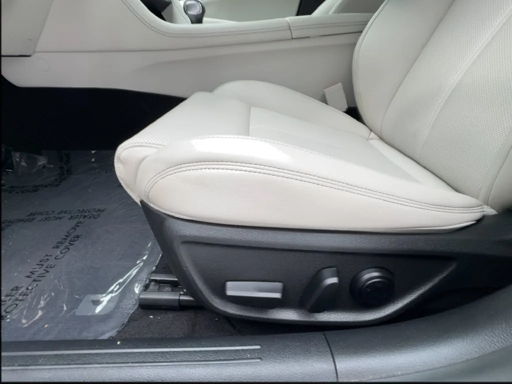 Genesis G70 photo 22