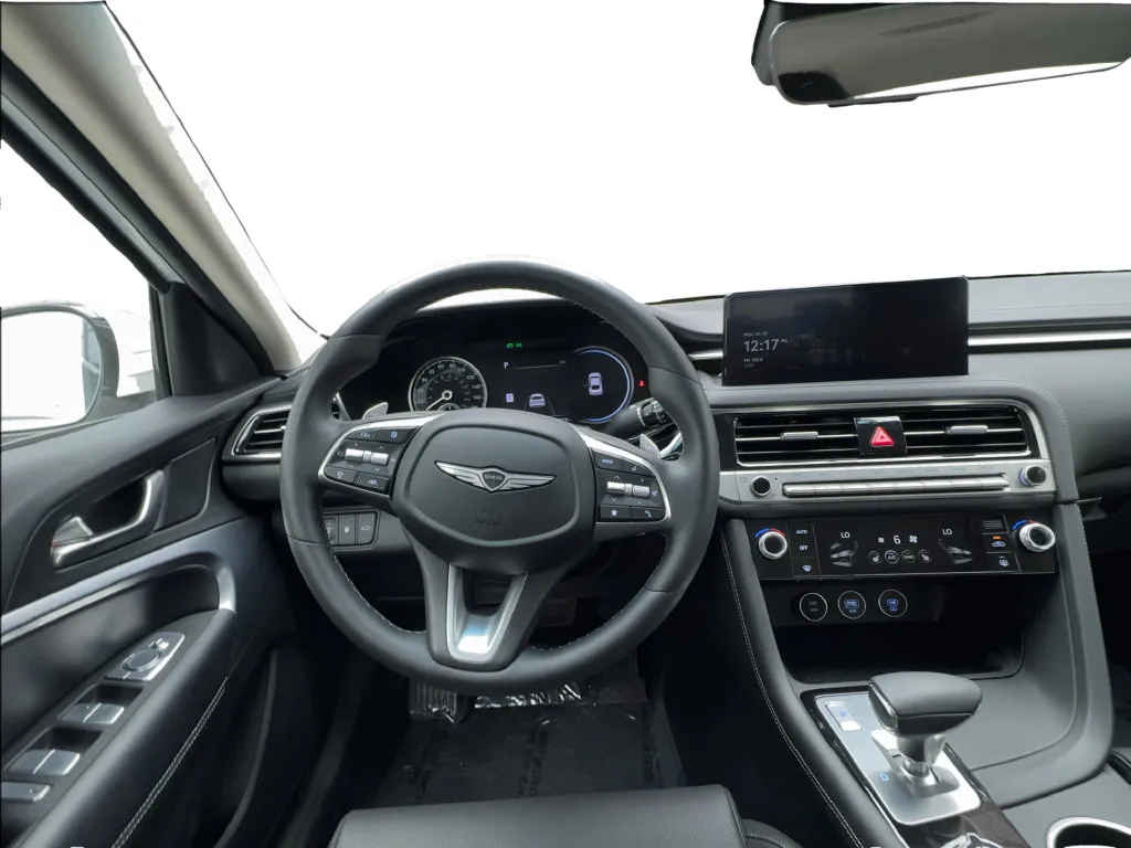 Genesis G70 photo 36