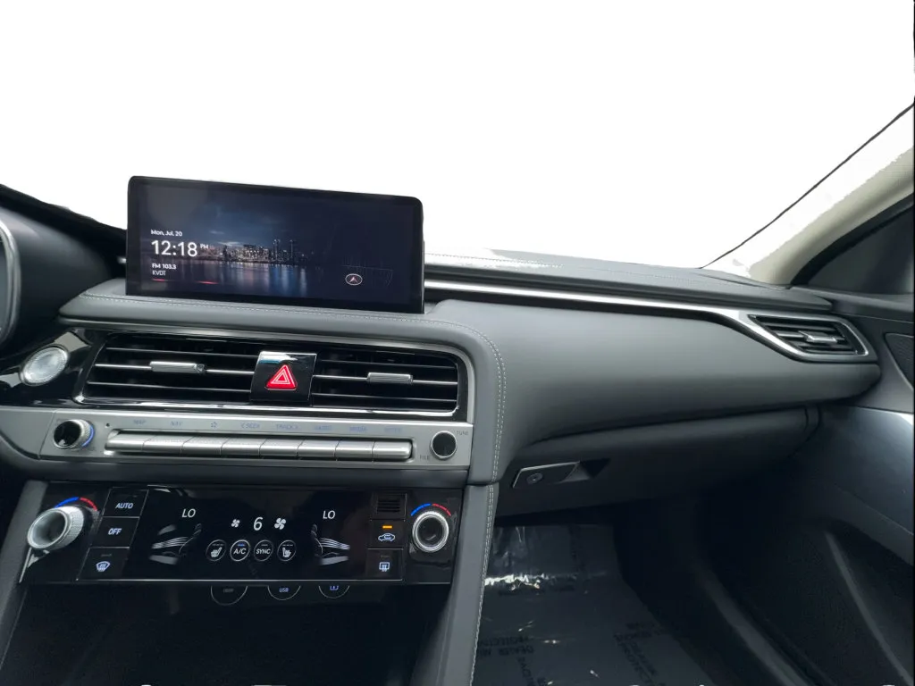 Genesis G70 photo 45
