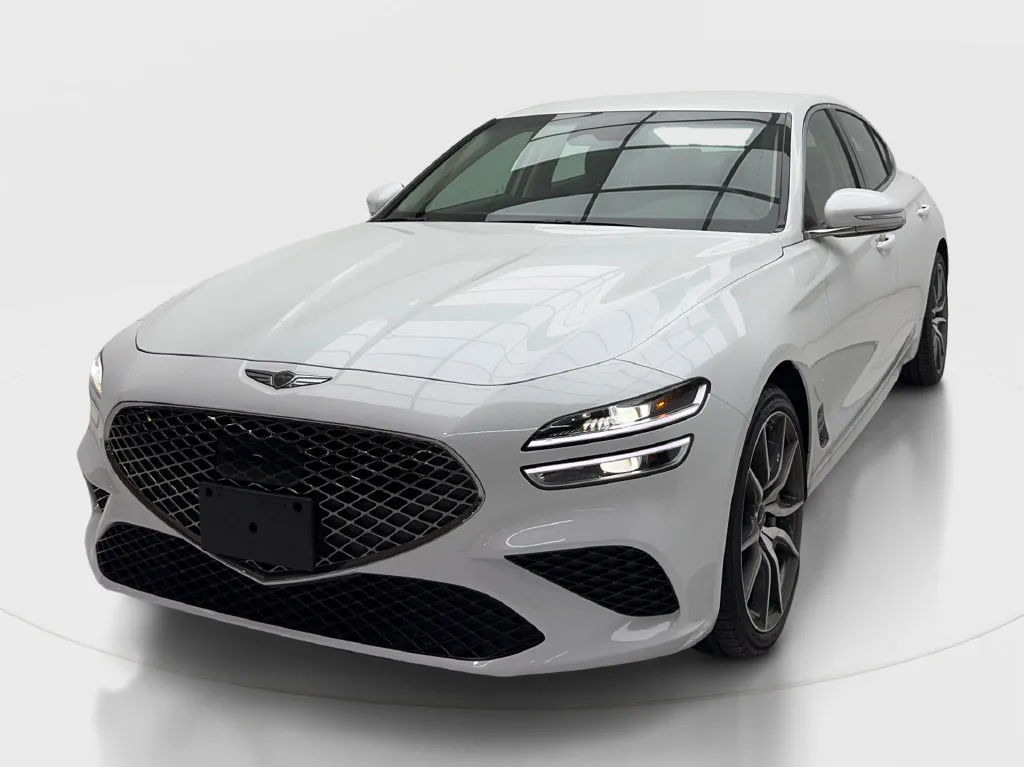 Genesis G70 photo 5