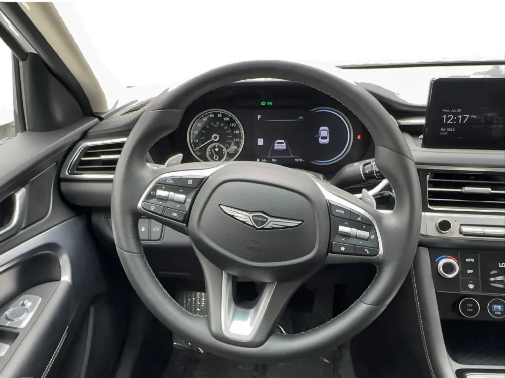 Genesis G70 photo 37
