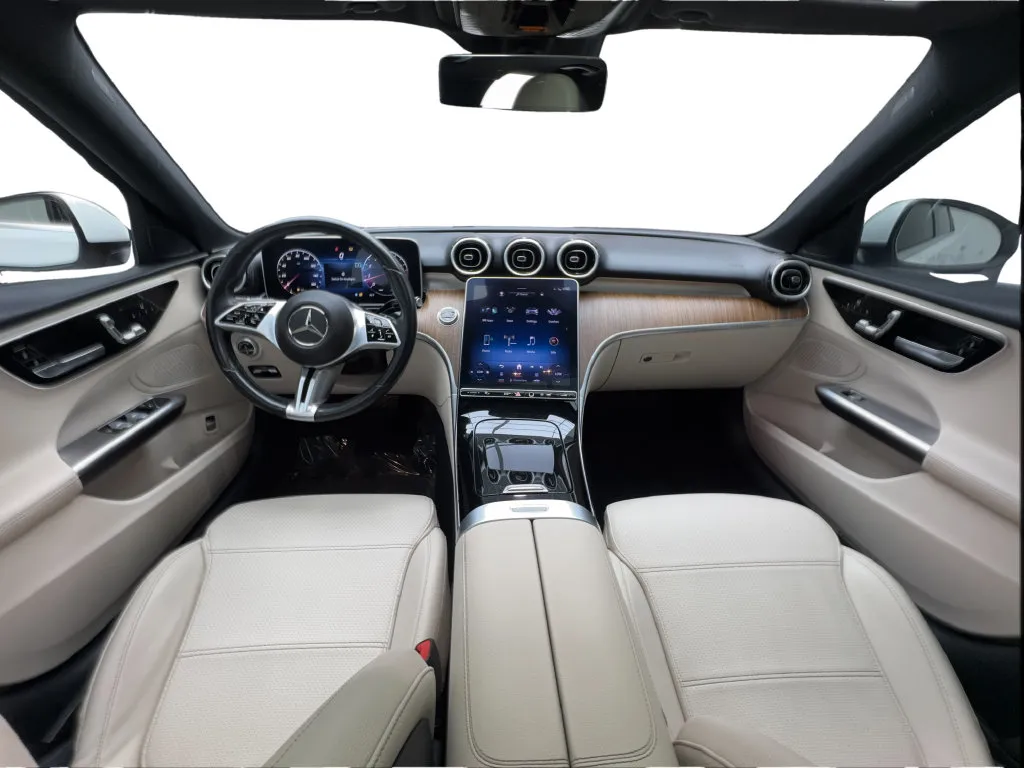Mercedes-Benz C-Class photo 39