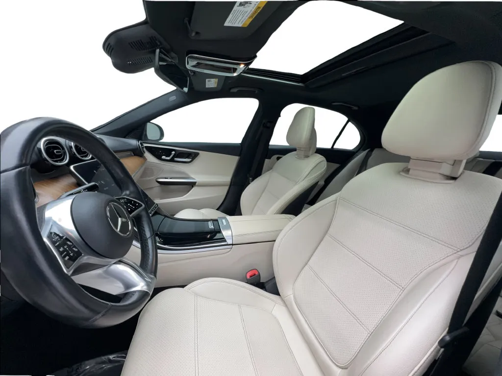 Mercedes-Benz C-Class photo 21