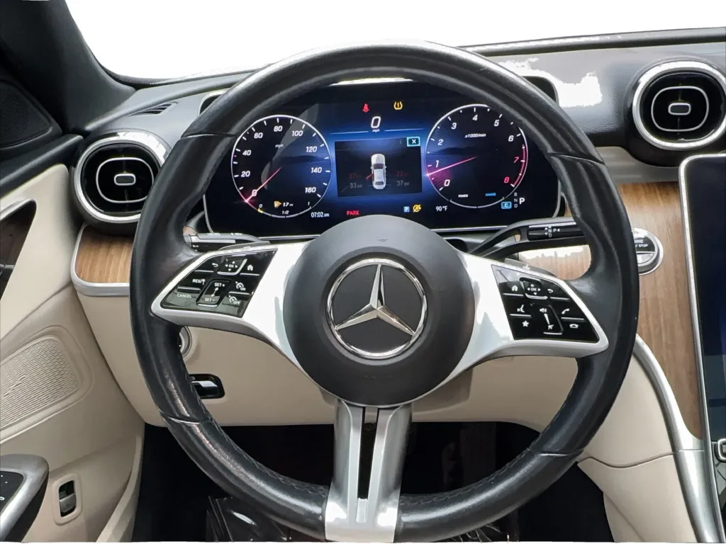 Mercedes-Benz C-Class photo 37