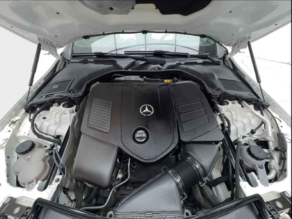 Mercedes-Benz C-Class photo 20