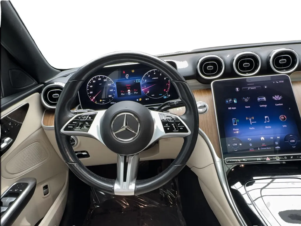 Mercedes-Benz C-Class photo 36
