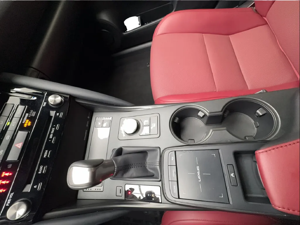 Lexus IS photo 53