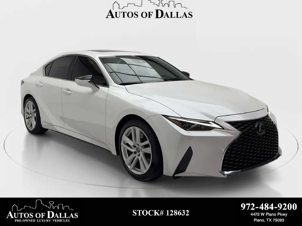 Lexus IS