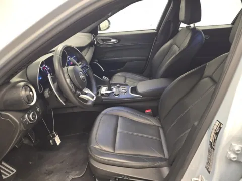 More photos of 2022 Alfa Romeo Giulia Sprint at Autos of Dallas - Plano, TX