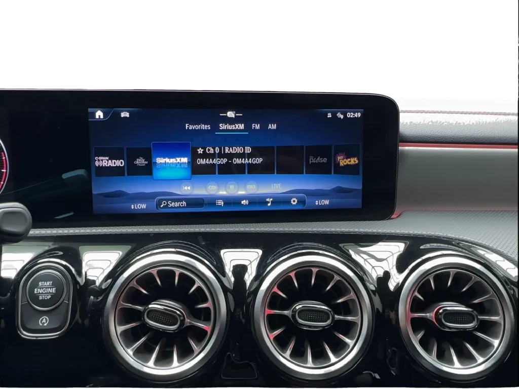 Mercedes-Benz CLA photo 51