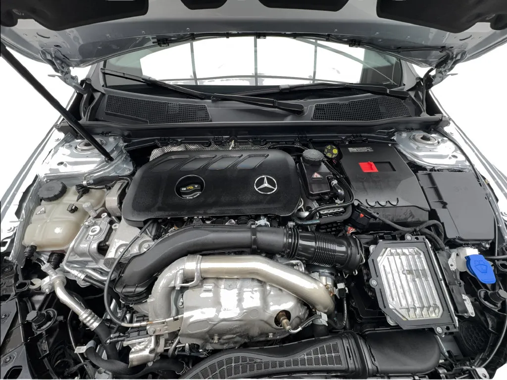 Mercedes-Benz CLA photo 20