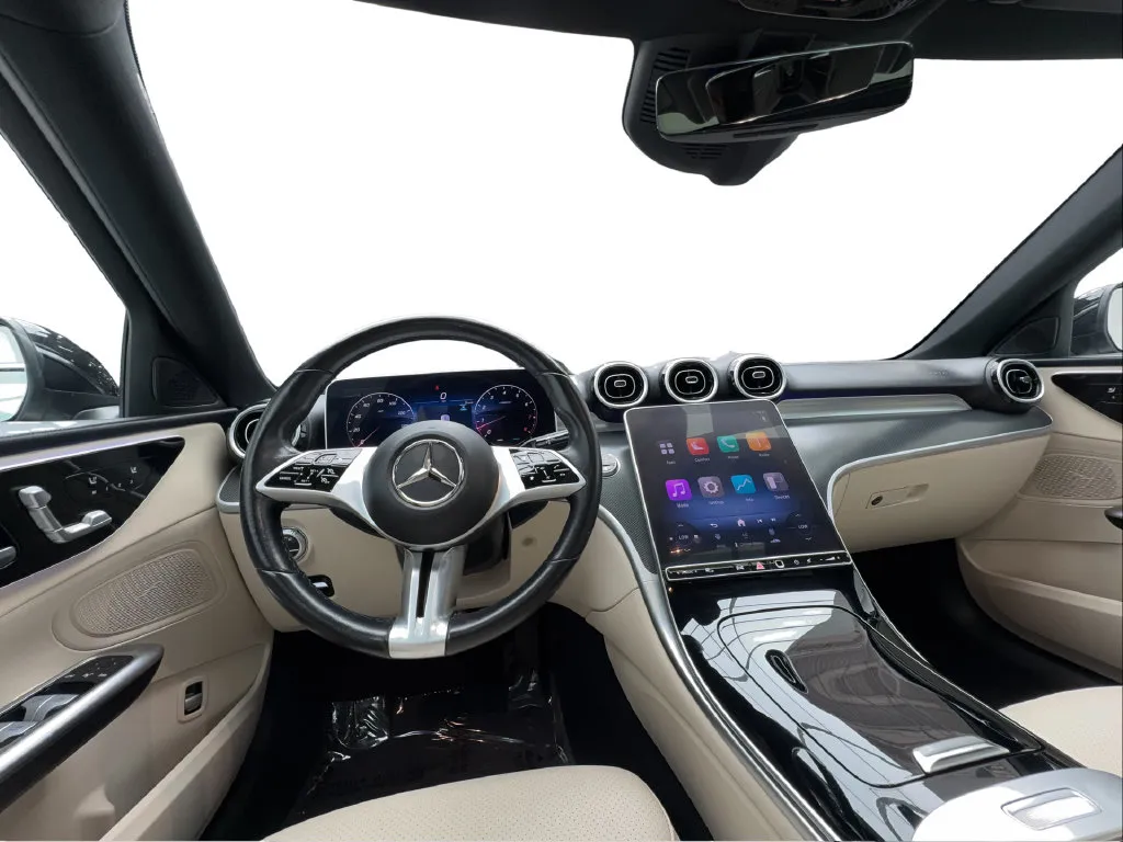 Mercedes-Benz C-Class photo 36