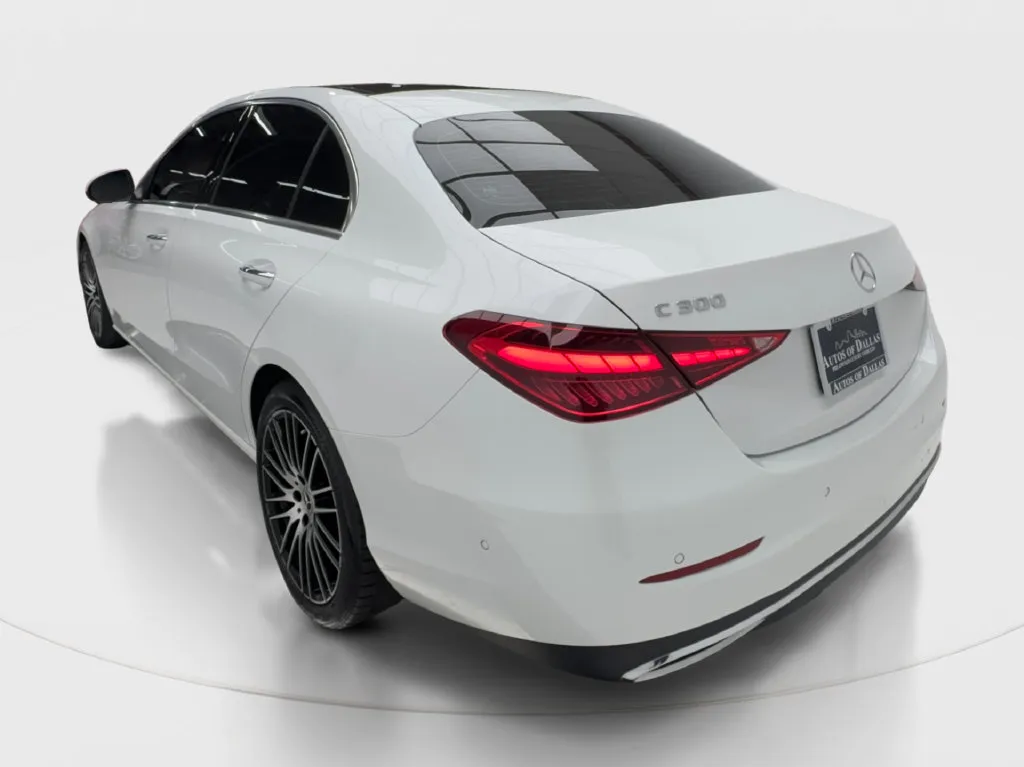 Mercedes-Benz C-Class photo 11