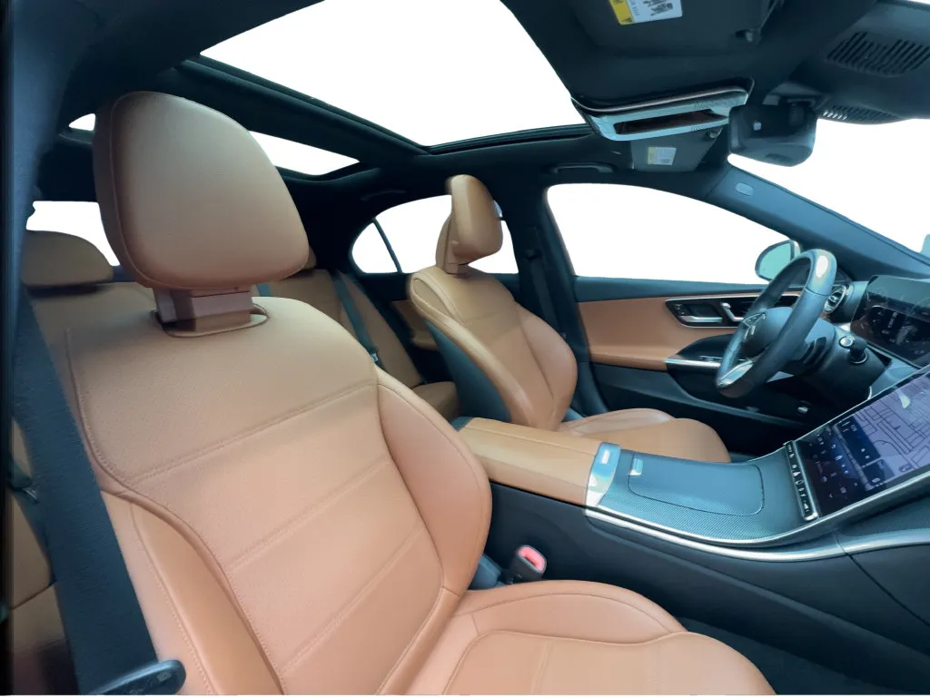 Mercedes-Benz C-Class photo 32