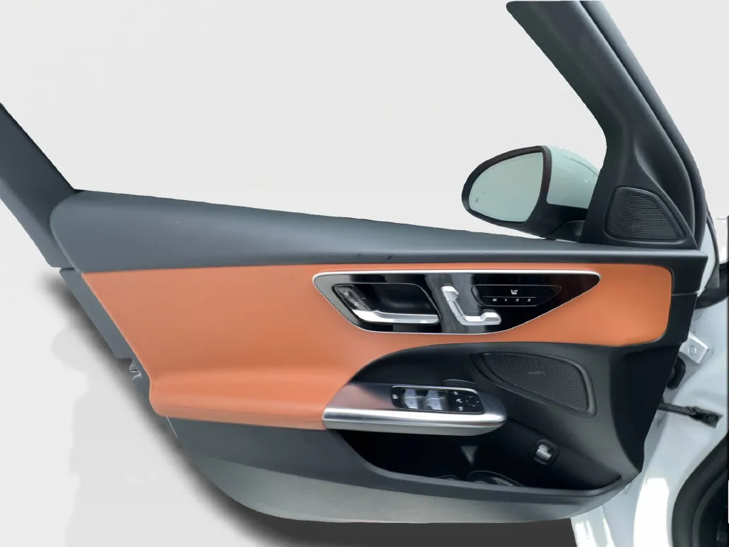 Mercedes-Benz C-Class photo 23