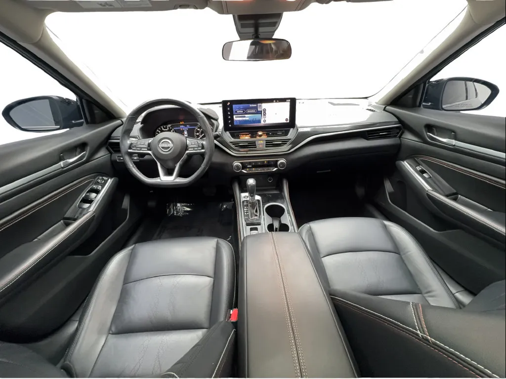 Nissan Altima photo 39