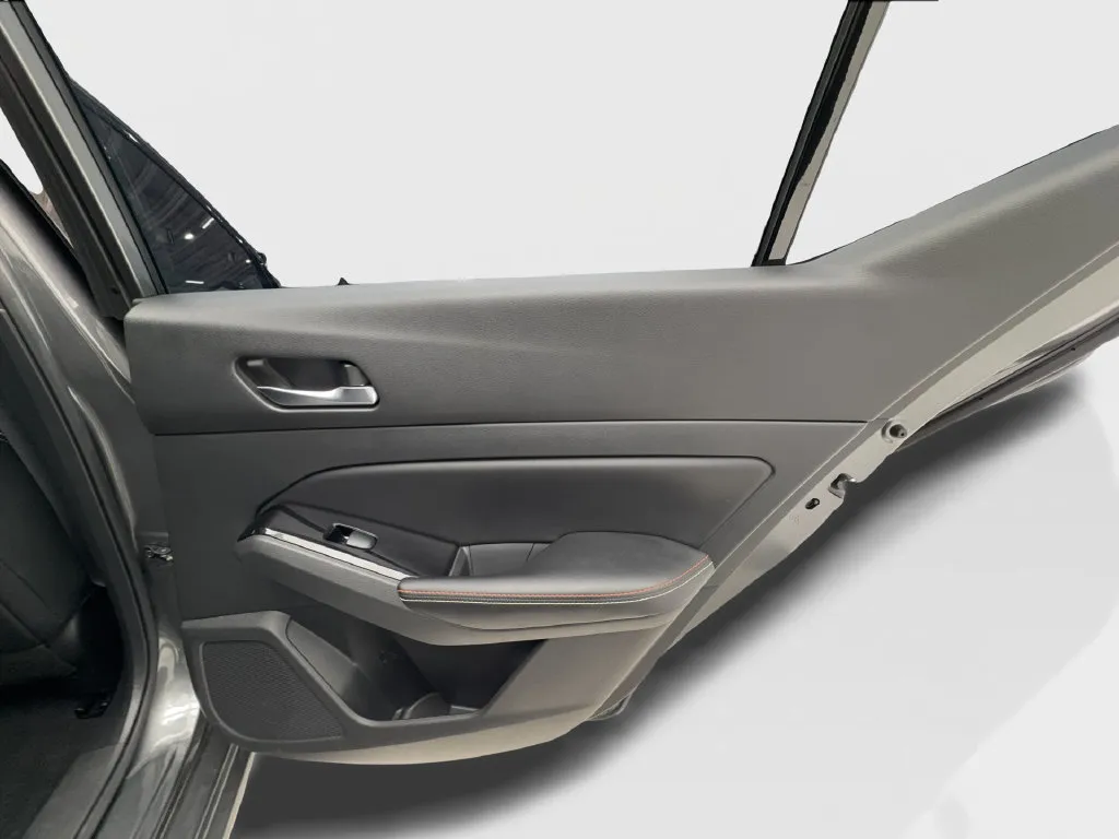 Nissan Altima photo 30