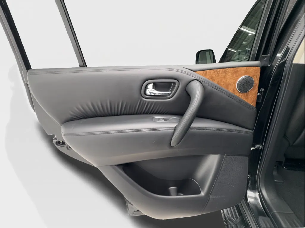 Nissan Armada photo 27
