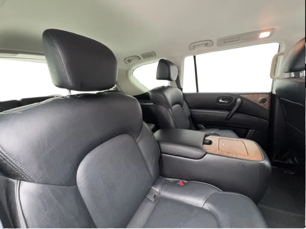 Nissan Armada photo 29