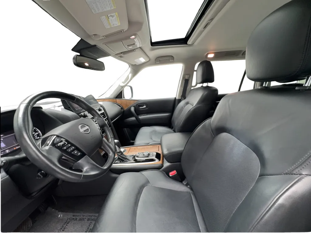Nissan Armada photo 21