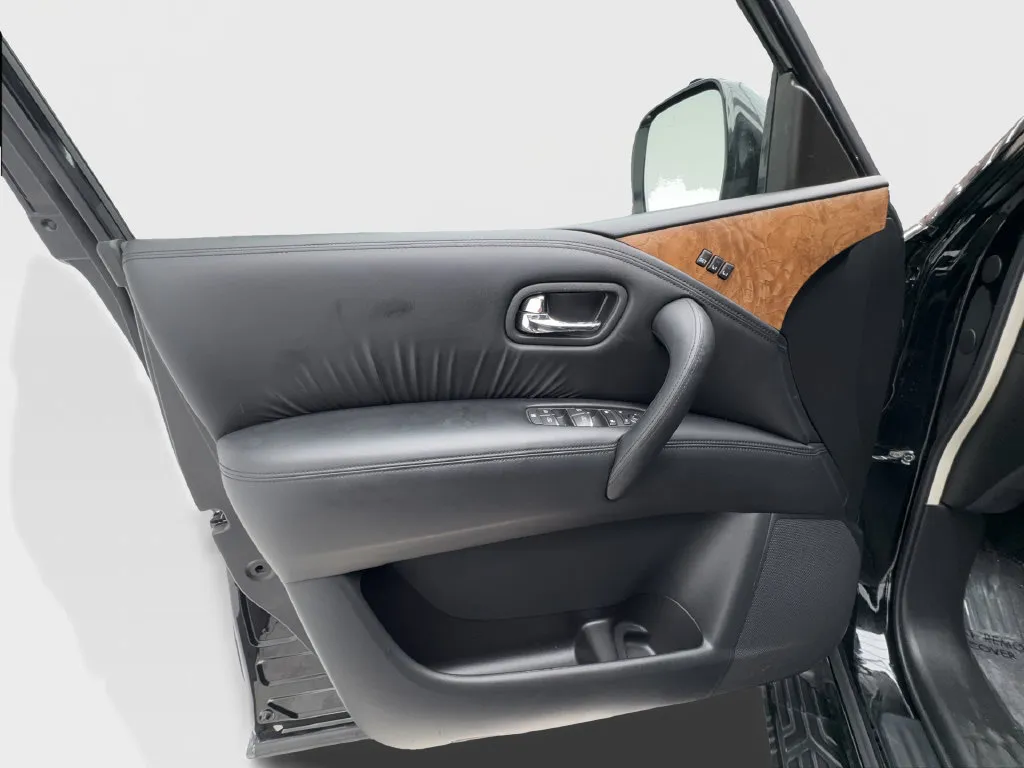 Nissan Armada photo 22